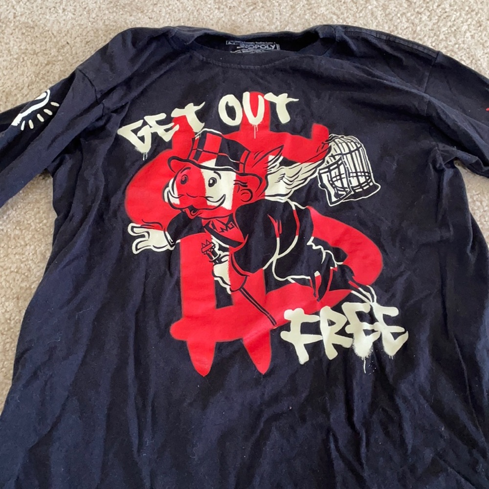 “Get our free card” shirt from fashion nova